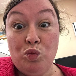 Meet your Posher, Annys